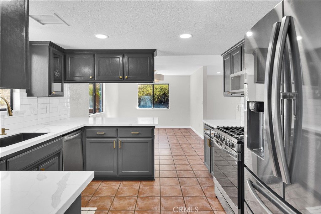 3925 Hillcrest, Templeton, CA 93465