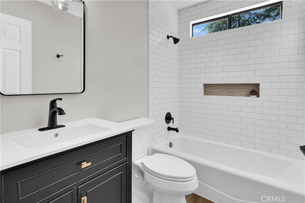 3925 Hillcrest, Templeton, CA 93465