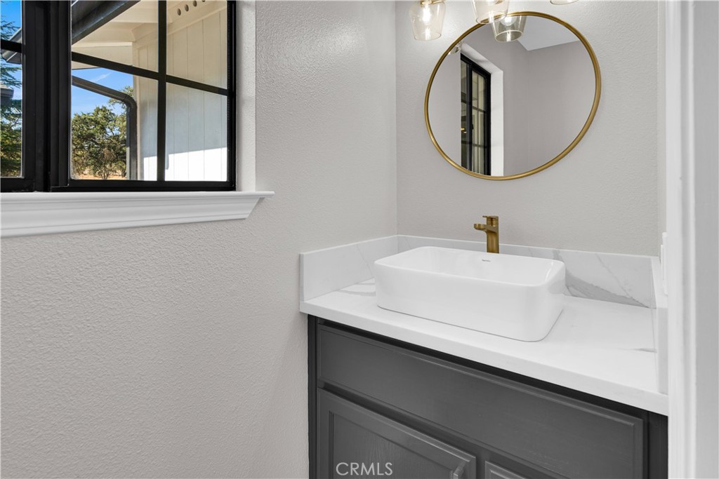 3925 Hillcrest, Templeton, CA 93465