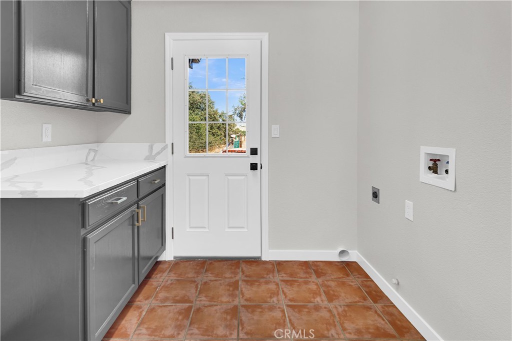 3925 Hillcrest, Templeton, CA 93465