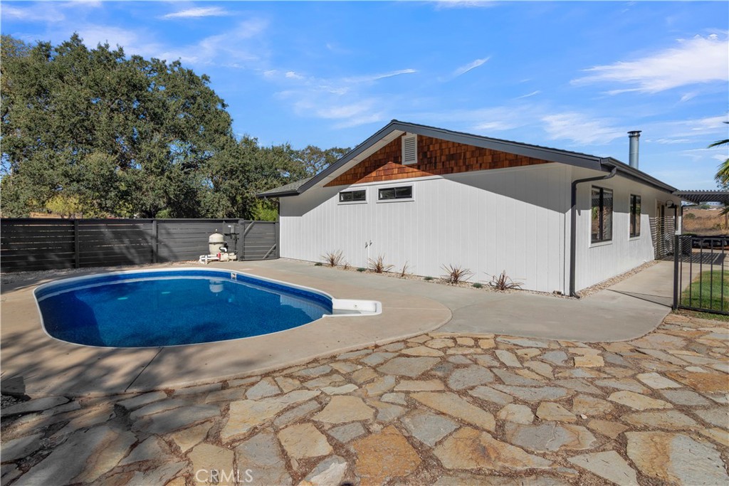 3925 Hillcrest, Templeton, CA 93465