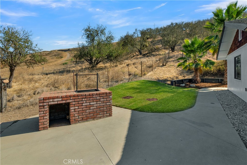 3925 Hillcrest, Templeton, CA 93465