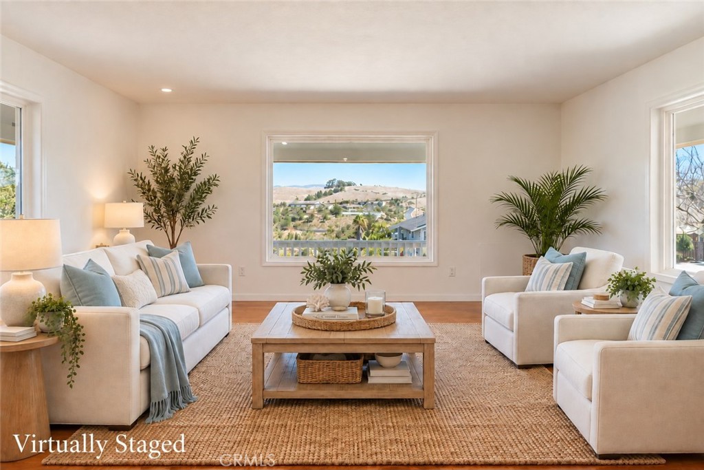 2347 Adams, Cambria, CA 93428