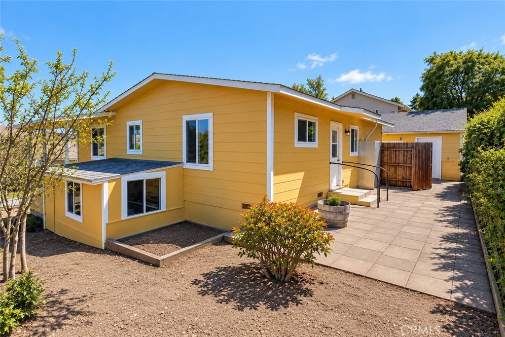 2347 Adams, Cambria, CA 93428
