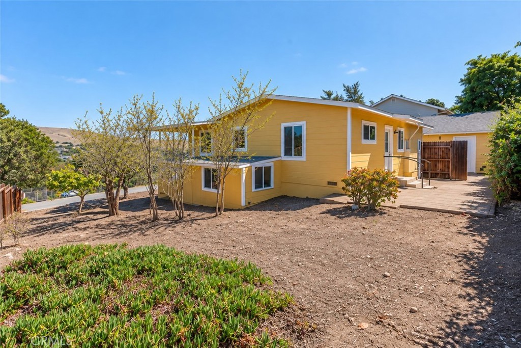 2347 Adams, Cambria, CA 93428