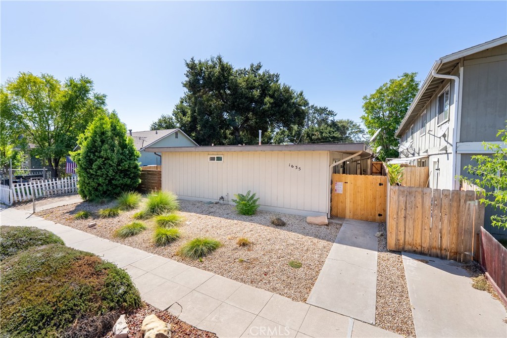 1635 Pine, Paso Robles, CA 93446