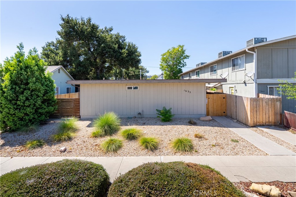 1635 Pine, Paso Robles, CA 93446