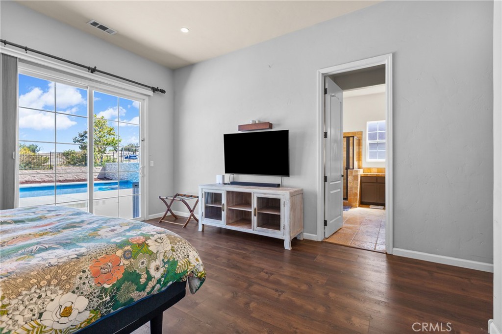 963 Vista Cerro Dr, Paso Robles, CA 93446