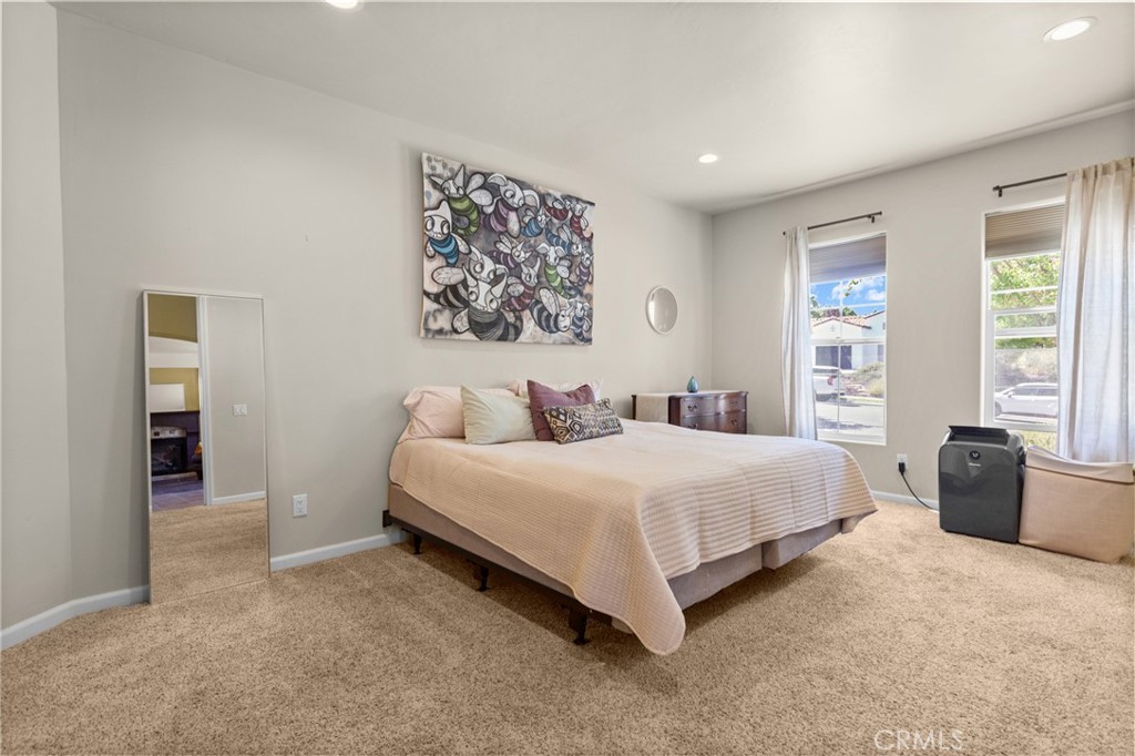 963 Vista Cerro Dr, Paso Robles, CA 93446