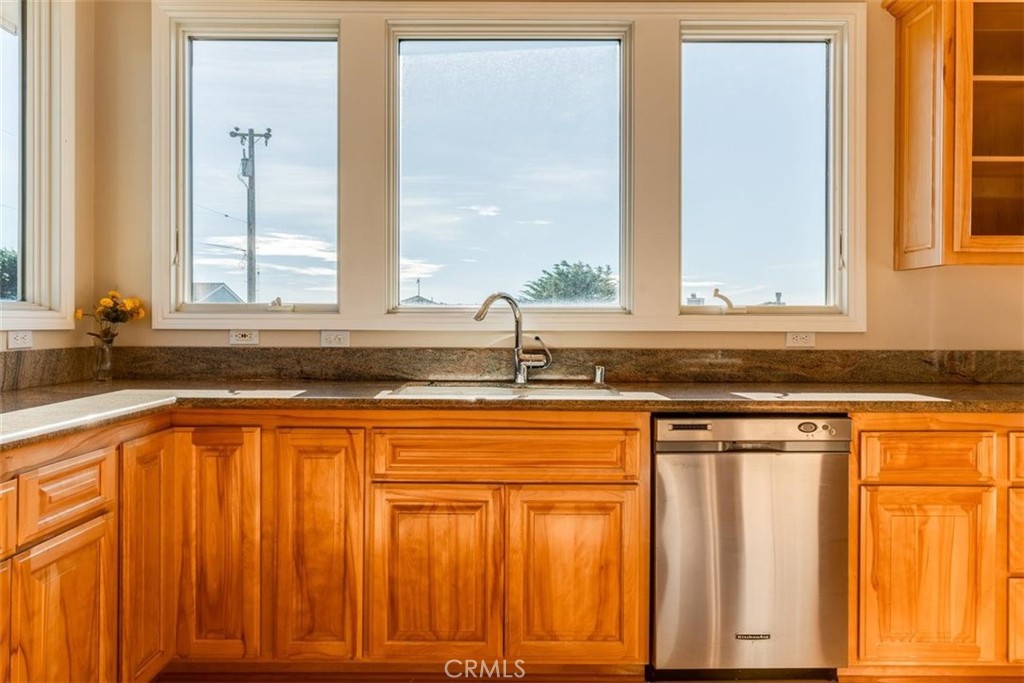 305 Ivar Street, Cambria, CA 93428
