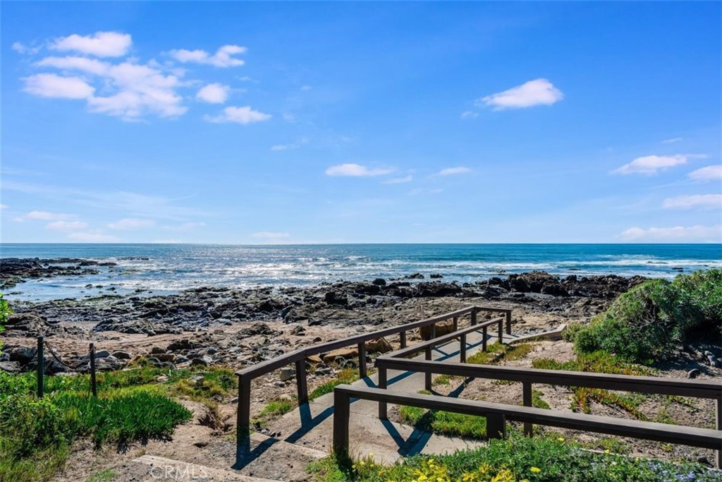 305 Ivar Street, Cambria, CA 93428