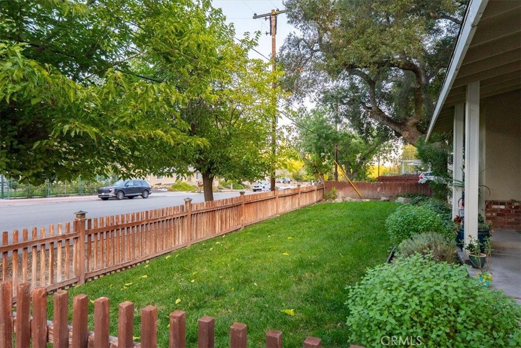 42 12th, Paso Robles, CA 93446