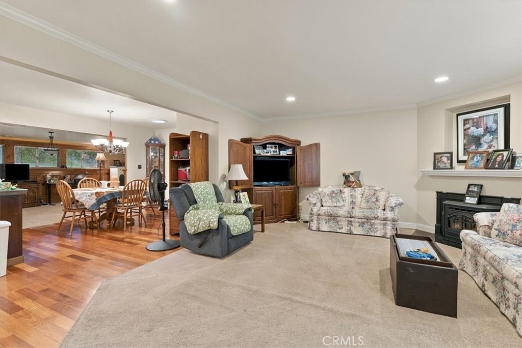 42 12th, Paso Robles, CA 93446