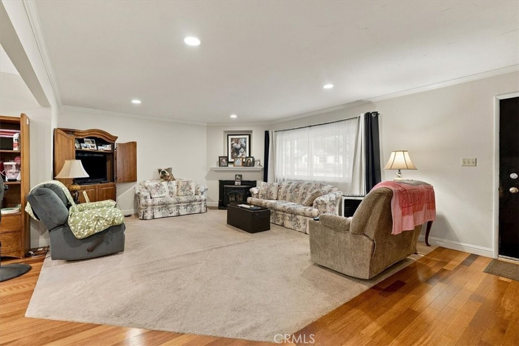 42 12th, Paso Robles, CA 93446