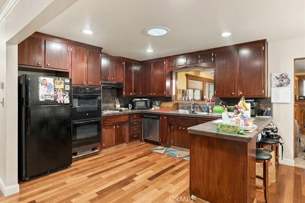 42 12th, Paso Robles, CA 93446