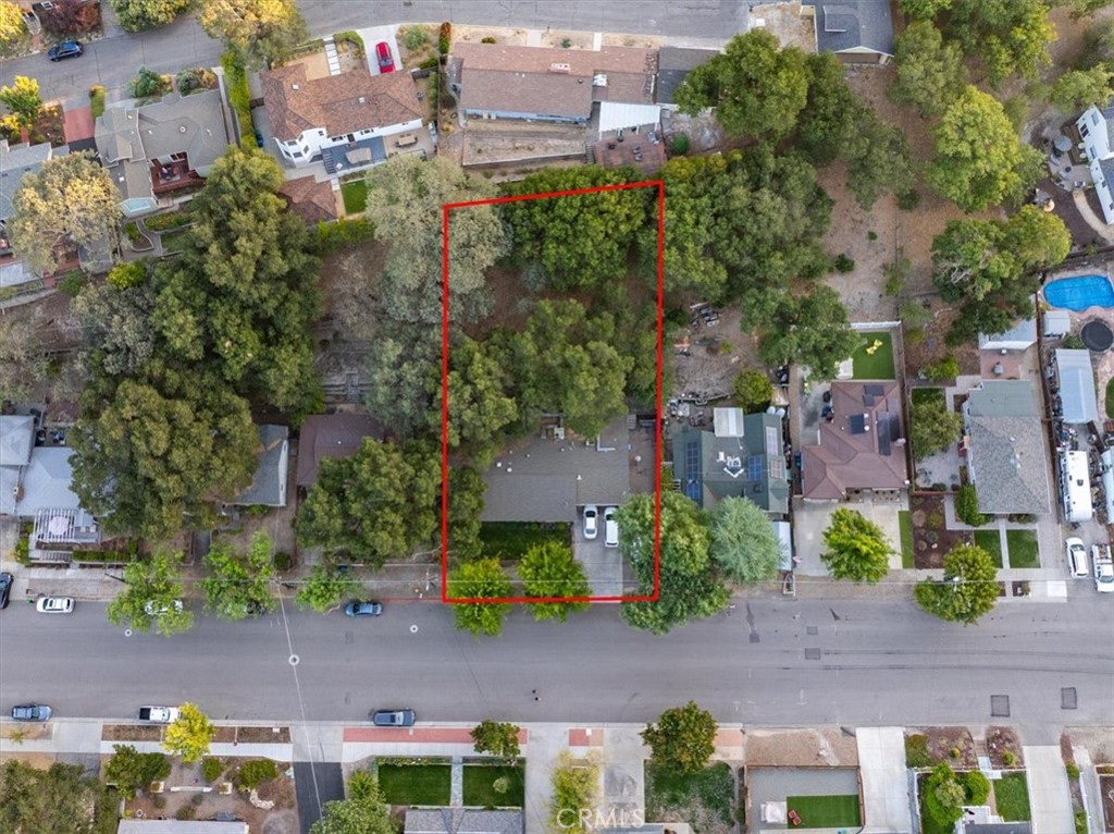 42 12th, Paso Robles, CA 93446