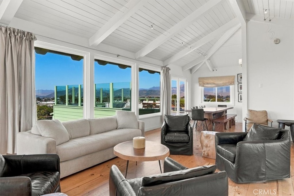 2460 Bayview Heights, Los Osos, CA 93402