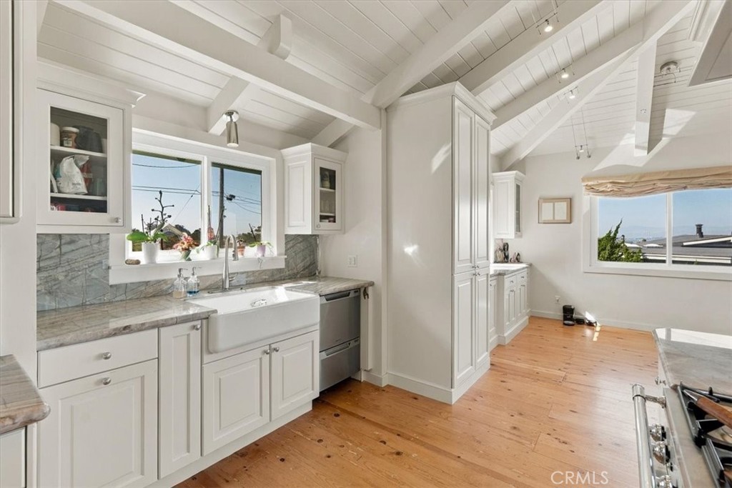 2460 Bayview Heights, Los Osos, CA 93402