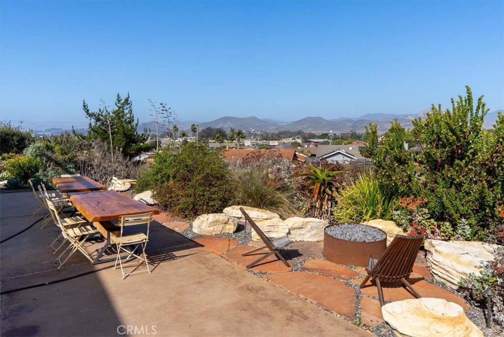 2460 Bayview Heights, Los Osos, CA 93402
