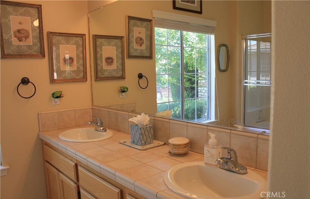 2451 Winding Brook, Paso Robles, CA 93446