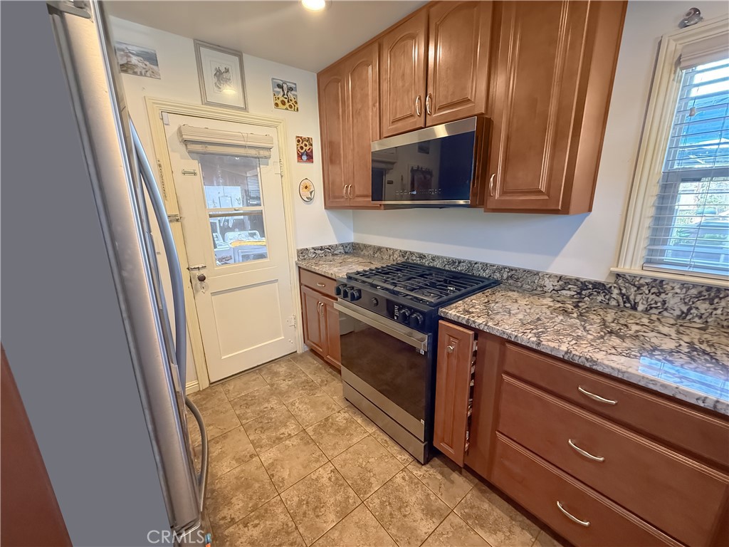 31 Rafael Way, San Luis Obispo, CA 93405