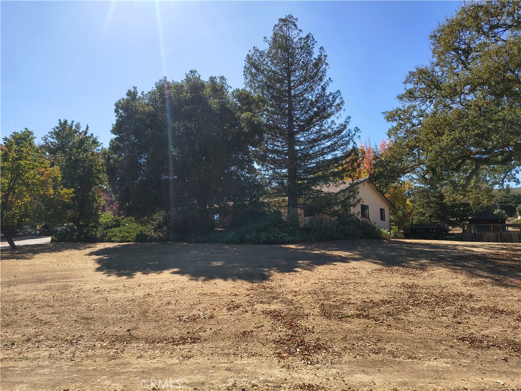 10185 Santa Ana, Atascadero, CA 93422