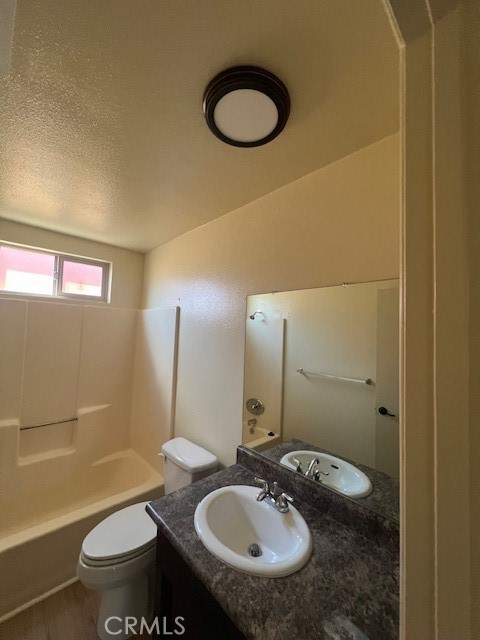 639 Park, Paso Robles, CA 93446