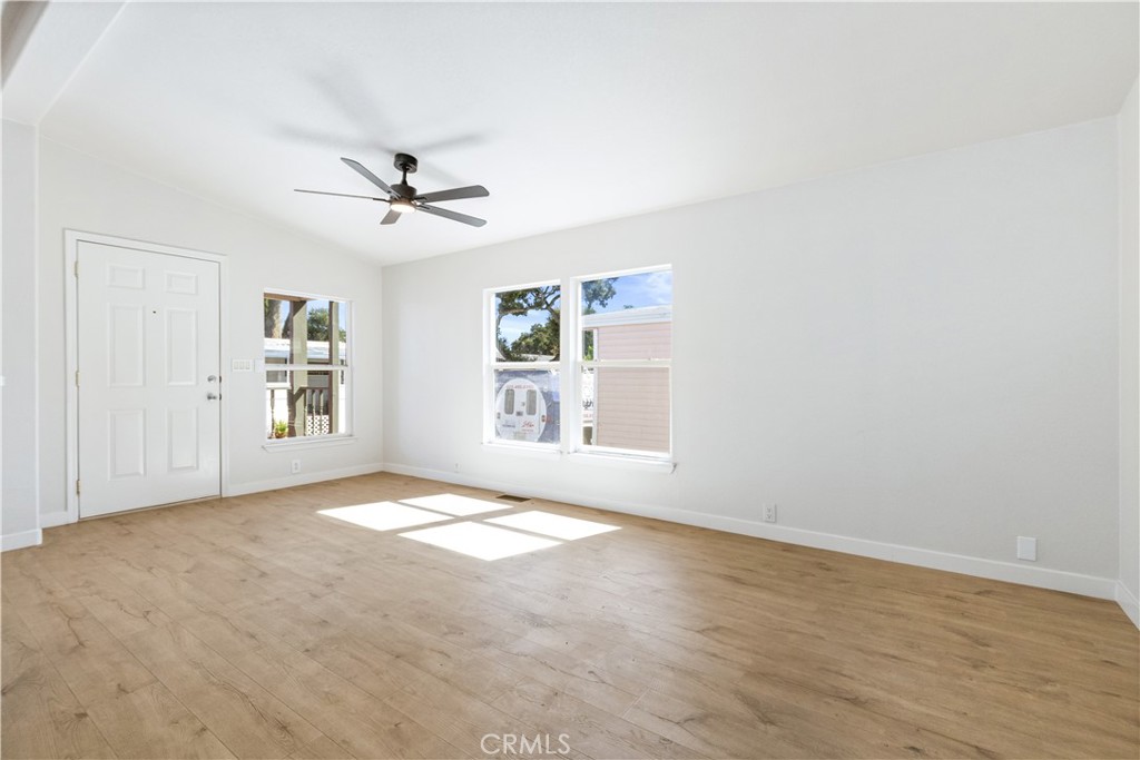 1206 Fallen Leaf Ln #49, Atascadero, CA 93422