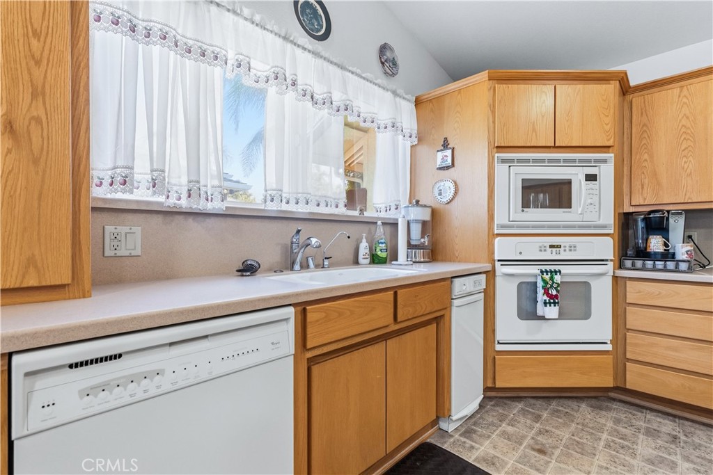 1907 Bella Vista Ct, Paso Robles, CA 93446