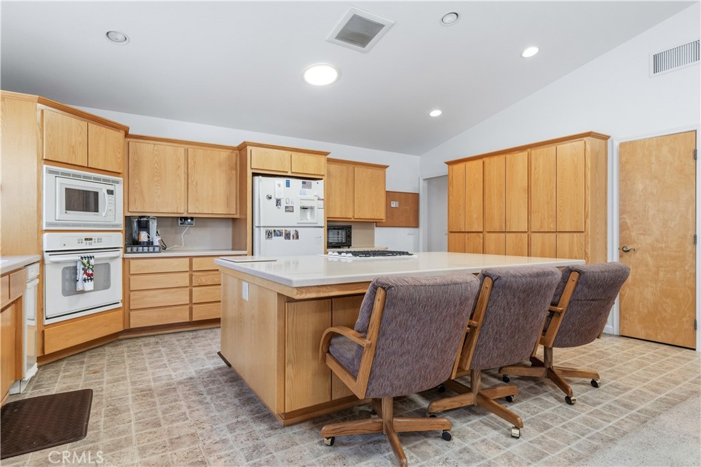 1907 Bella Vista Ct, Paso Robles, CA 93446