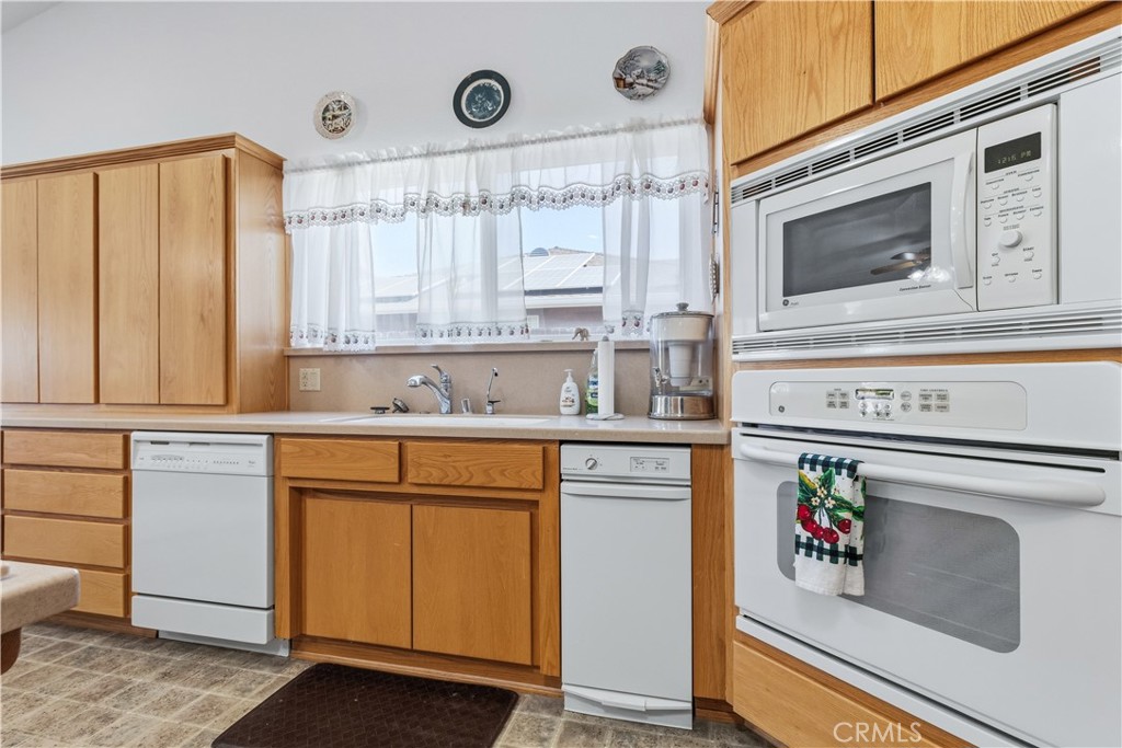 1907 Bella Vista Ct, Paso Robles, CA 93446