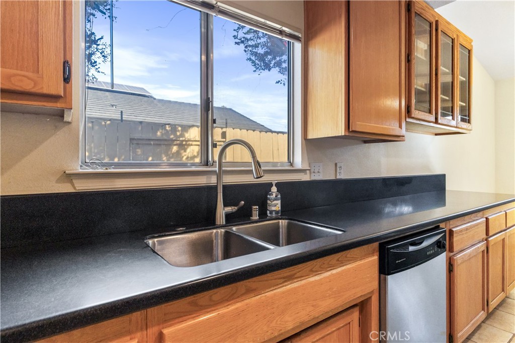 190 Stonebridge Lane, Paso Robles, CA 93446