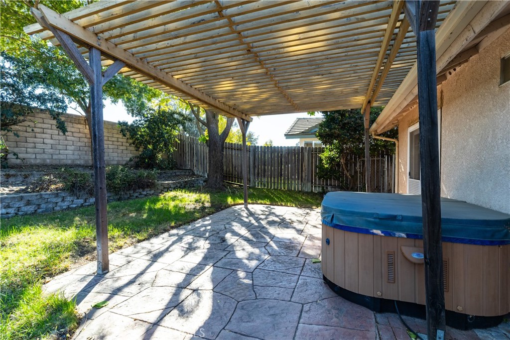 190 Stonebridge Lane, Paso Robles, CA 93446