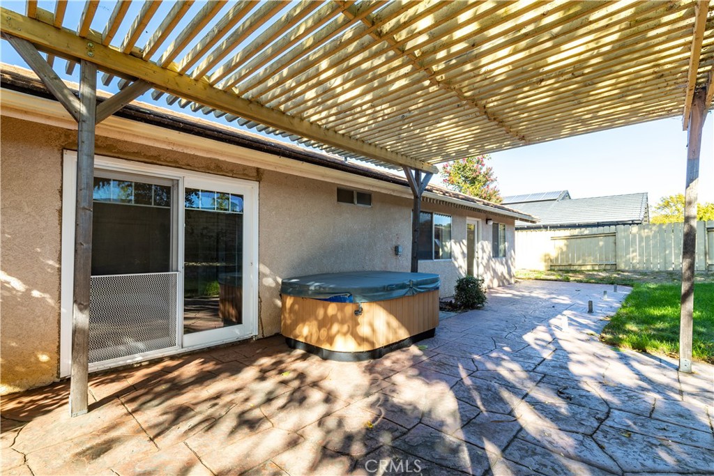 190 Stonebridge Lane, Paso Robles, CA 93446