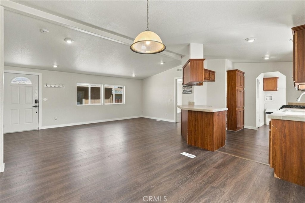 4398 Valley Ln, Paso Robles, CA 93446