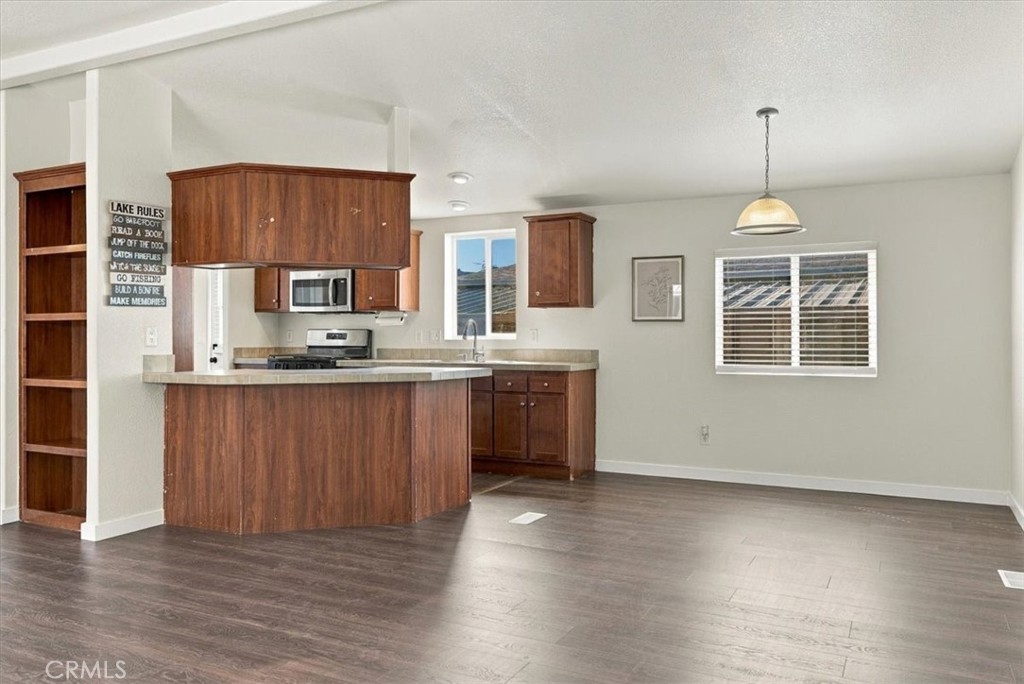 4398 Valley Ln, Paso Robles, CA 93446