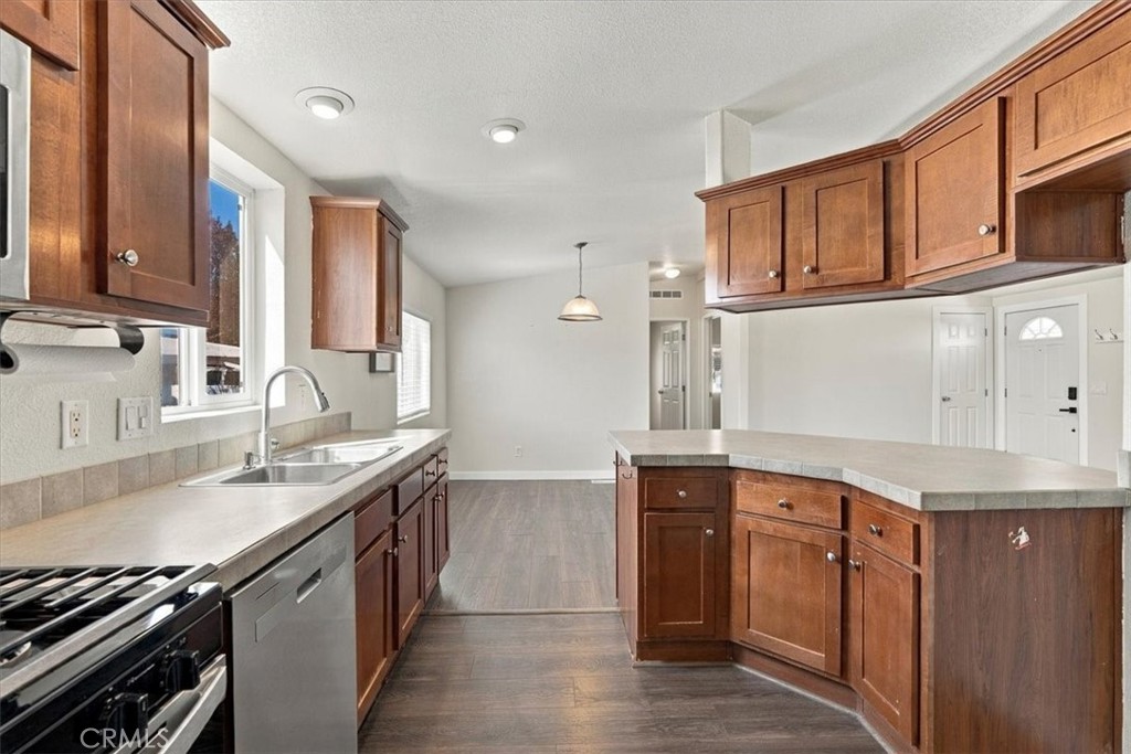 4398 Valley Ln, Paso Robles, CA 93446