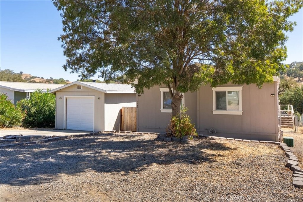 4398 Valley Ln, Paso Robles, CA 93446