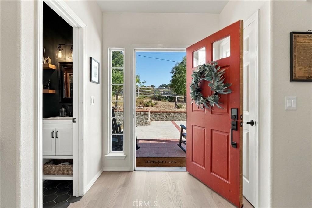 9850 Garcero, Atascadero, CA 93422