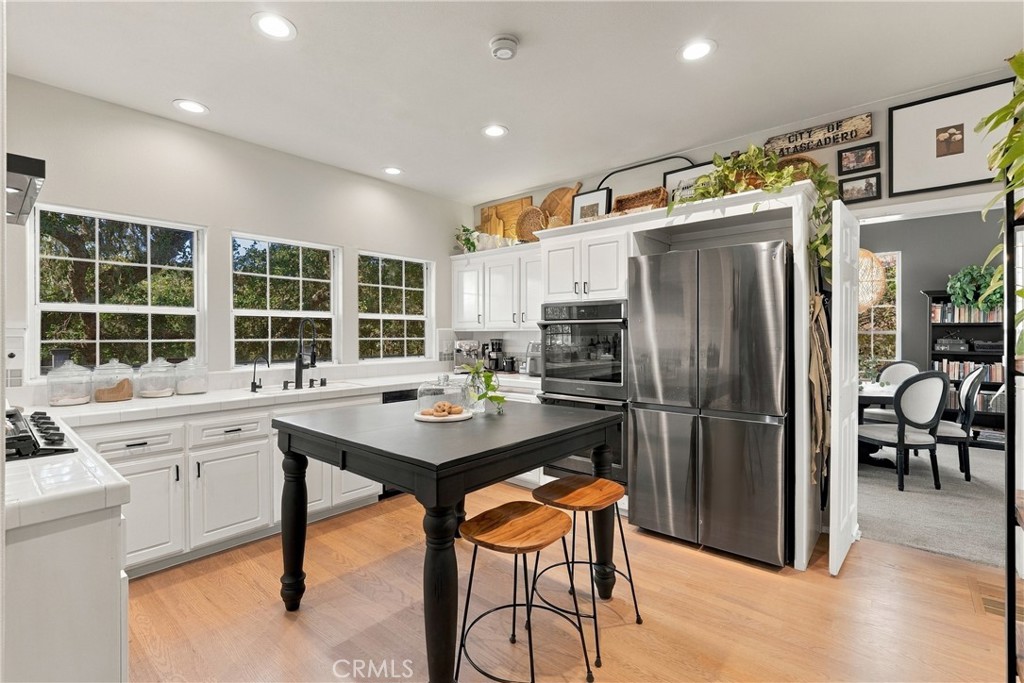 9850 Garcero, Atascadero, CA 93422