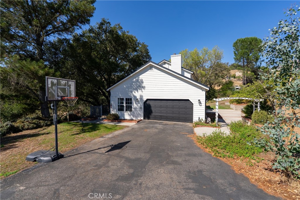 9850 Garcero, Atascadero, CA 93422