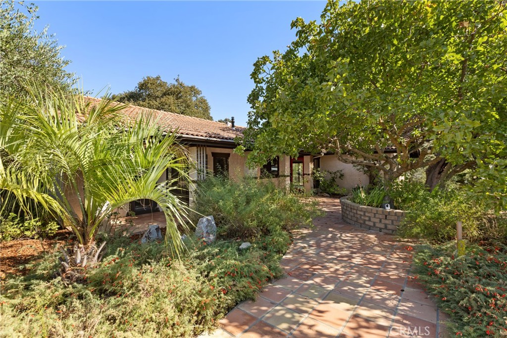 6680 Linne, Paso Robles, CA 93446