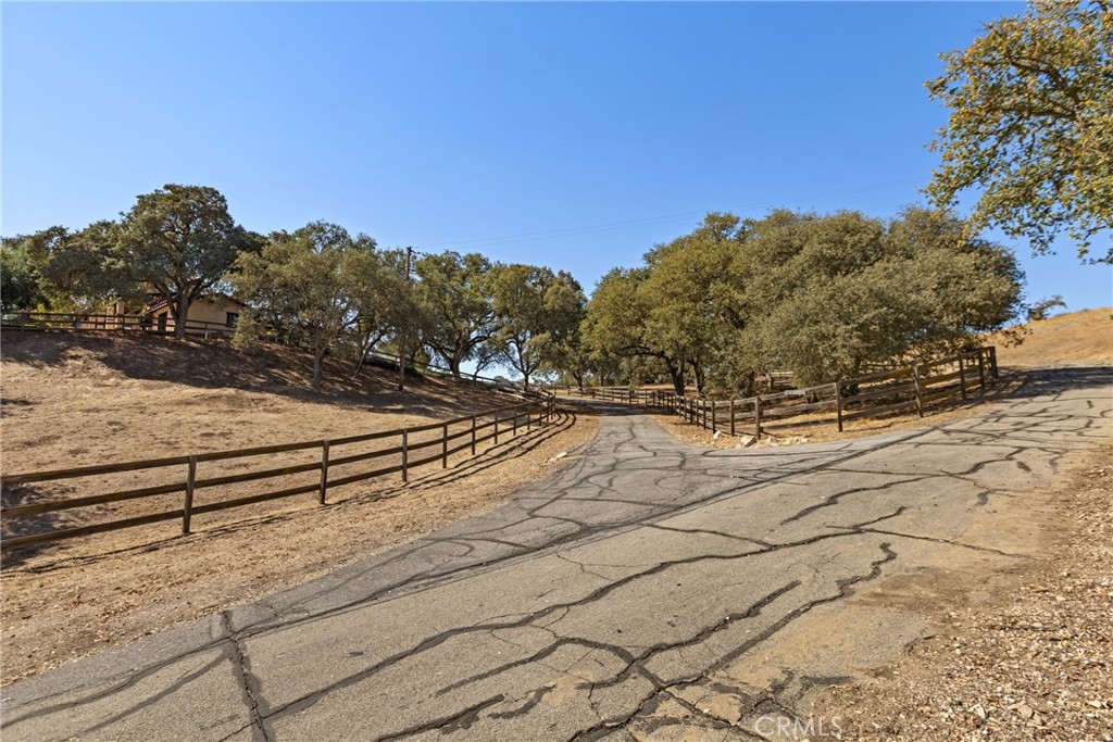 6680 Linne, Paso Robles, CA 93446