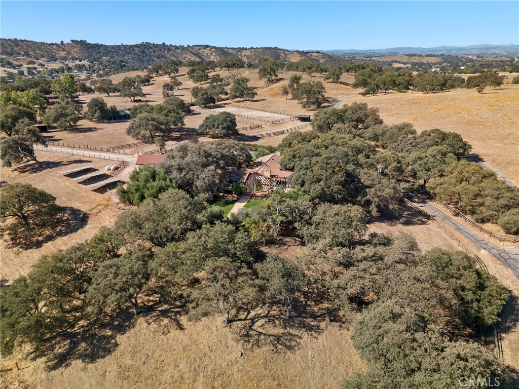 6680 Linne, Paso Robles, CA 93446