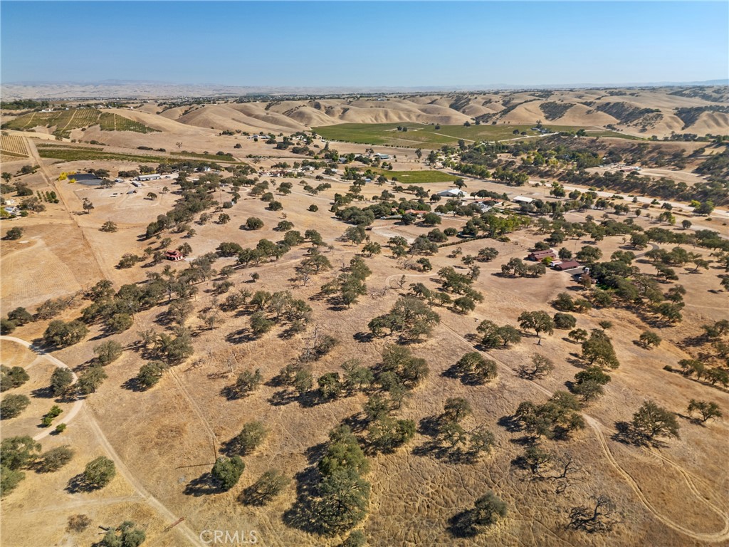 6680 Linne, Paso Robles, CA 93446