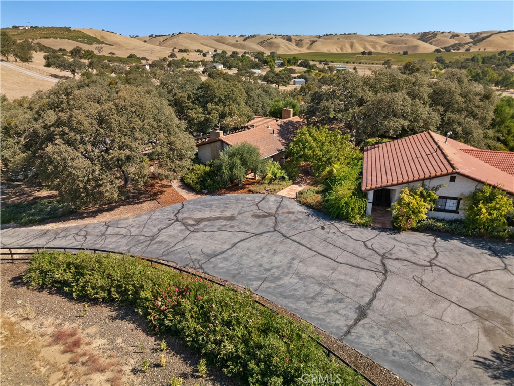 6680 Linne, Paso Robles, CA 93446