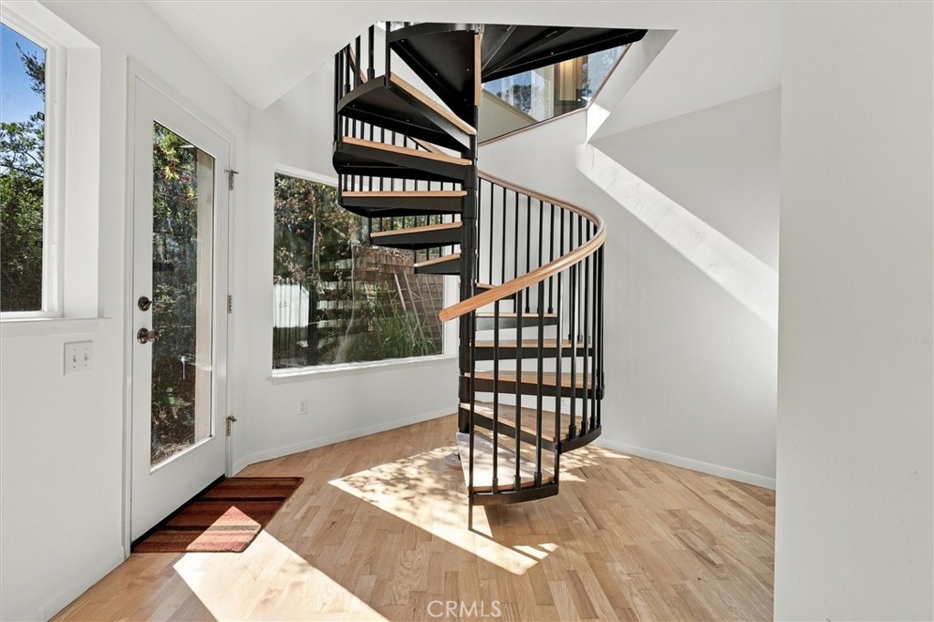 1086 Hillcrest, Cambria, CA 93428