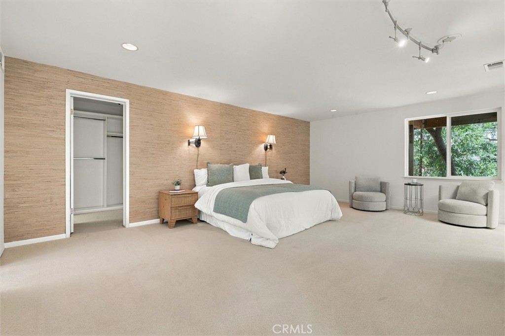 1086 Hillcrest, Cambria, CA 93428