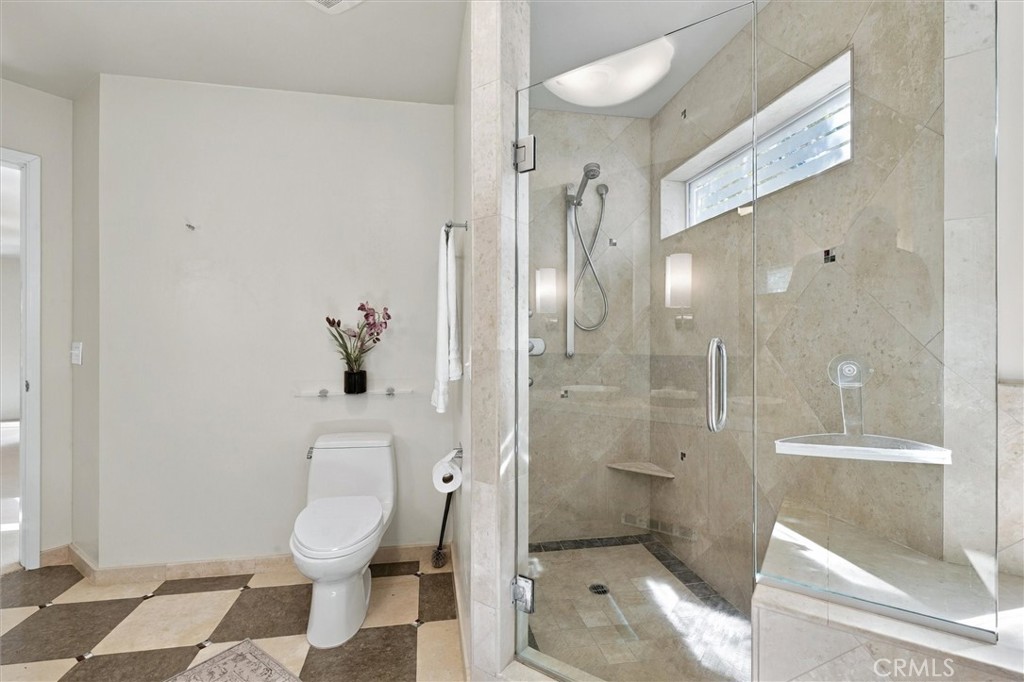1086 Hillcrest, Cambria, CA 93428