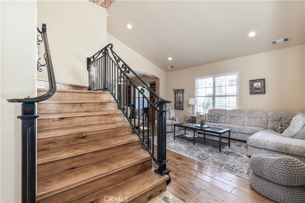 1230 Windsong Way, Paso Robles, CA 93446
